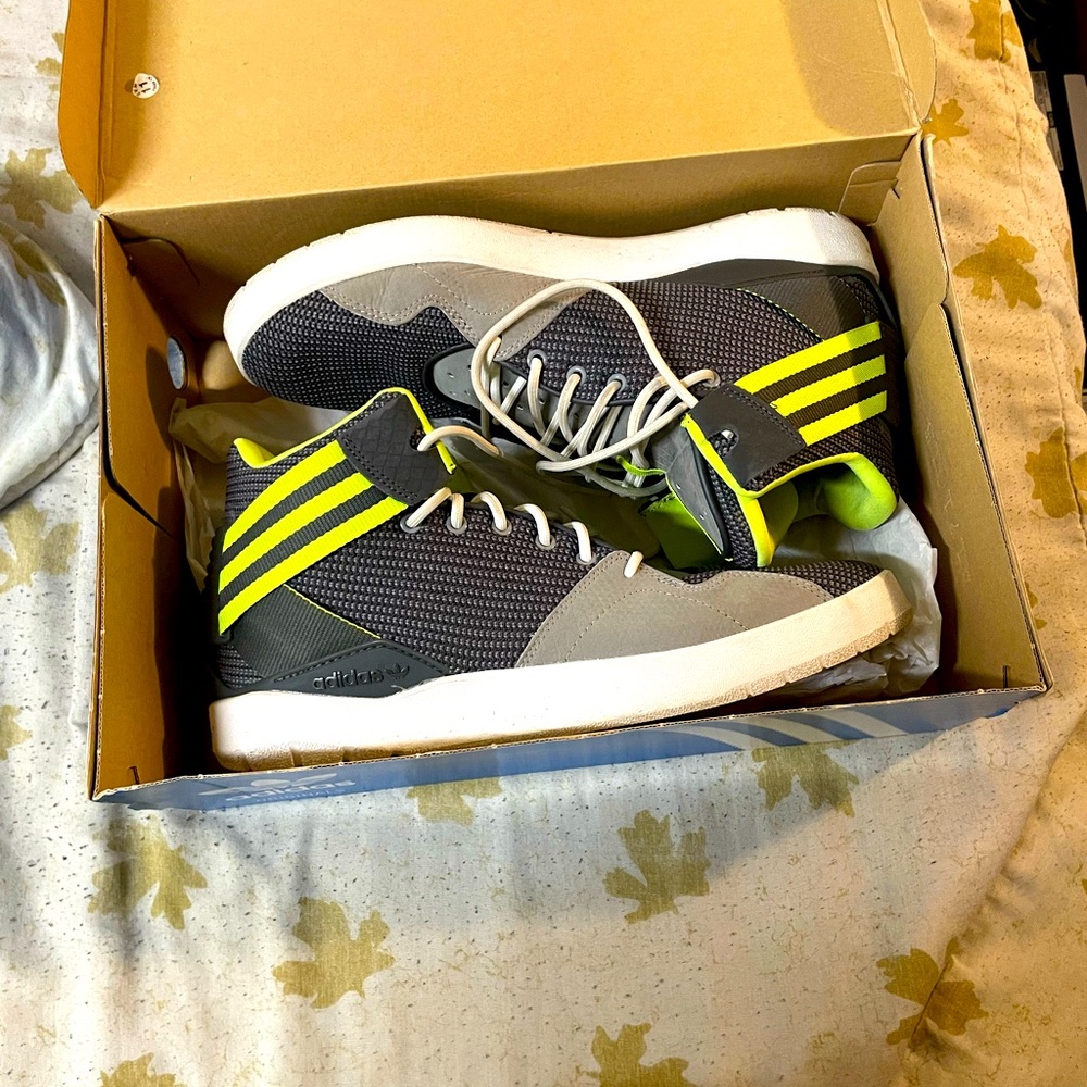 Adidas Originals Crestwood Mids Grey, Neon Green